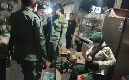 Gelar Operasi Pekat, Satpol PP Kabupaten Madiun Amankan Puluhan Miras