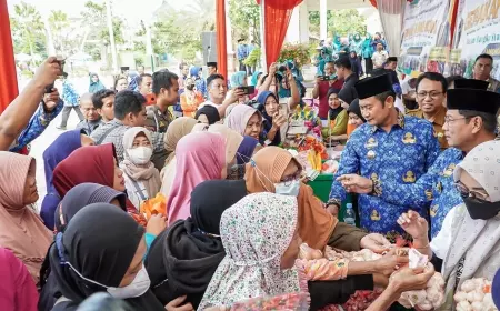 Kendalikan Inflasi, Pemprov Jatim dan Lamongan Gelar Gerakan Pangan Murah