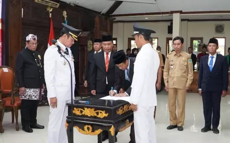 Lantik 7 Kades PAW, Begini Pesan Bupati Lamongan