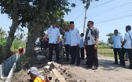 Jalan Rusak Mulai Diperbaiki, Ini Pesan Bupati Bondowoso