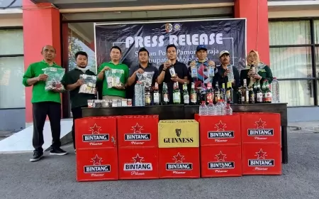2 Minggu, Satpol PP Kabupaten Mojokerto Amankan 148 Miras dan 22 PSK