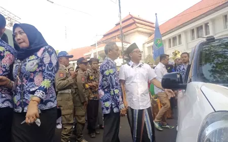 Sehari Sebelum Jabatannya Berakhir,  Sutiaji Gelar Acara Perpisahan di Balai Kota Malang