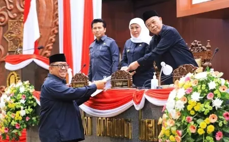 Raperda Provinsi Jatim P-APBD TA 2023 Disetujui