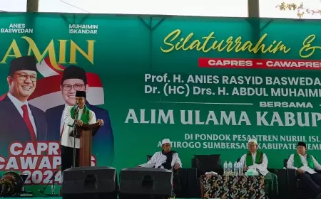 Pasangan Amin Safari ke Jember, Santriwati Teriak 'Selamat Datang Pak Presiden'