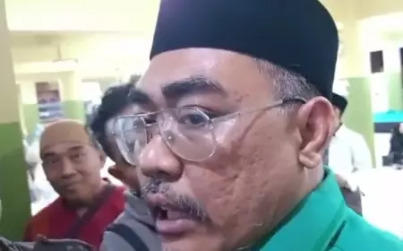Kubu Ganjar dan Prabowo Berebut Khofifah Jadi Cawapres, PKB : Kami Belum Dengar