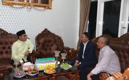 Teruskan Budaya, Pj Wali Kota Malang Sowan ke Rumah Sutiaji-Edi