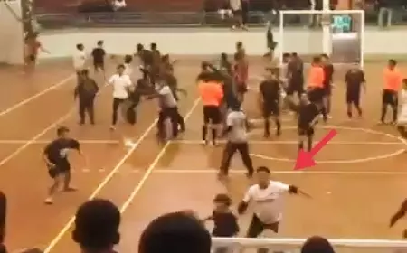Tawuran Saat Pertandingan Futsal antara UIN KHAS dengan Unej Viral di Medsos