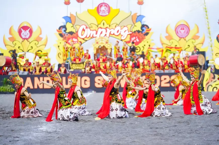 Perputaran Ekonomi Selama Festival Gandrung Sewu di Banyuwangi Capai Rp 4,6 Miliar