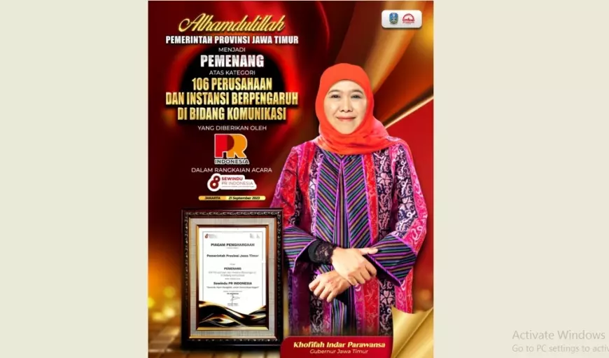 Berpengaruh Bidang Komunikasi, Pemprov Jatim Mendapat Penghargaan Dari PR Indonesia