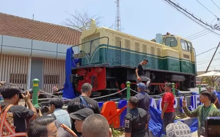Monumen Lokomotif Ada di Jember, Tempat Bagus Buat Spot Foto Instagramable 