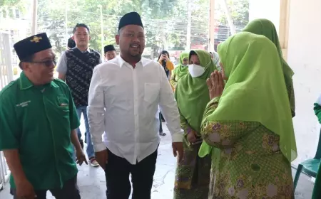 Pengurus Muslimat NU Gresik Diminta Masifkan Agenda Pemberdayaan Umat di Masjid dan Musala