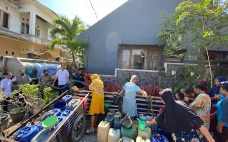 HUT Ke-72  Humas Polres Lamongan Distribusi Air Bersih 