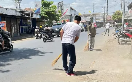 Dinas PU CKPP Kerja Bhakti Pastikan Keandalan Rute Tour of Kemala di Banyuwangi