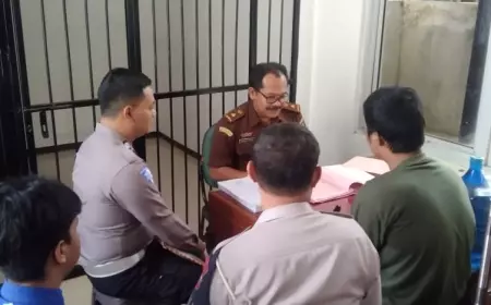 Tersangka Kecelakaan Jalur Klemuk Diserahkan Kepada Kejaksaan Negeri Kota Batu