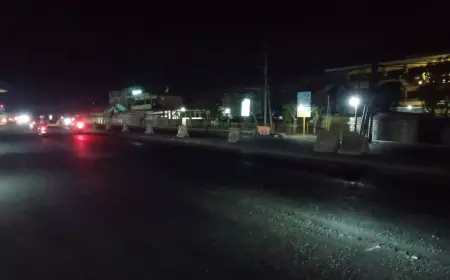 Jalan Gelap Makan Korban, Dishub dan Dinas PUPR Gresik Diminta Turun Tangan