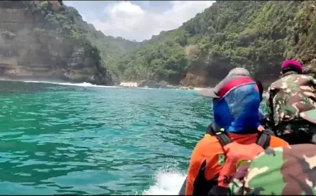 Dihempas Ombak Laut Selatan 2 Warga Puger Diselamatkan TIM Gabungan 