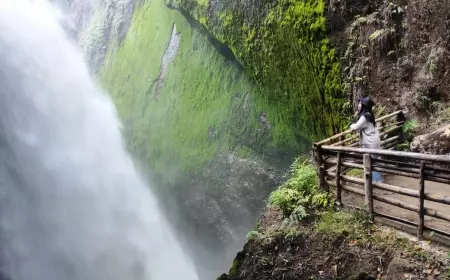 Eksotika Air Terjun di Kaldera Ijen Purba