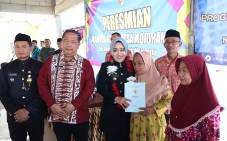 300 Warga Desa Mojoranu Kabupaten Mojokerto Terima Sertifikat Tanah