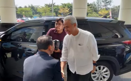 Jadi Pemateri Kuliah Kebangsaan, Ganjar Diteriaki Mahasiswa, Pak Presiden!