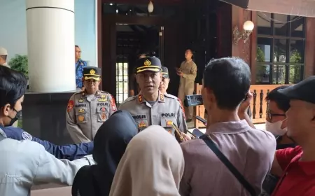 Ribuan Personel Gabungan TNI-Polri Siap Amankan 7.278 TPS di Kabupaten Malang.