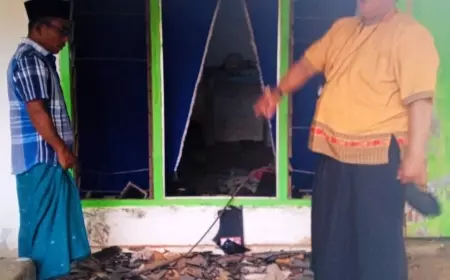 Diserang OTK, Rumah Warga Jember Hancur Lebur