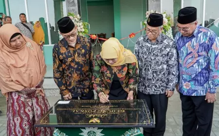 Gubenur Khofifah Resmikan Poskal di Paciran Lamongan