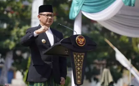 Momentum Apel Hari Santri, Pj Wali Kota Batu Berikan SK Nama Jalan