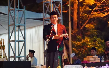 Memperingati Bulan Santri, Pj Wali Kota Batu Dinobatkan Menjadi Duta Santri