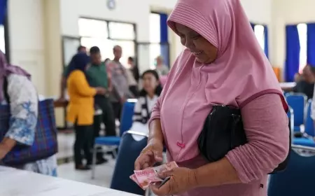 Full Senyum, 2.800 KPM Kota Madiun Terima BLTD Tahap 3