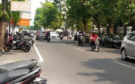 Ingat! Mulai Besok, Ruas Jalan Kampus Jember Terapkan Sistem Satu Arah 