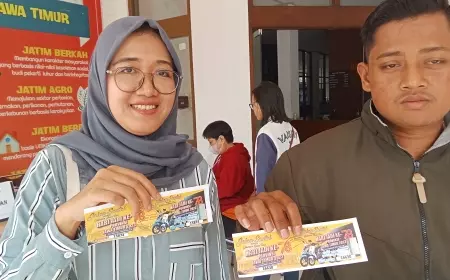 Ribuan Warga Madiun Raya Mengantre Kupon Jalan Santai Bakorwil Madiun
