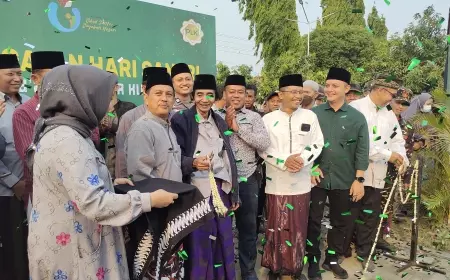 Bazaar UMKM Hingga Pengajian Akbar Meriahkan Peringatan Hari Santri Nasional di Kediri
