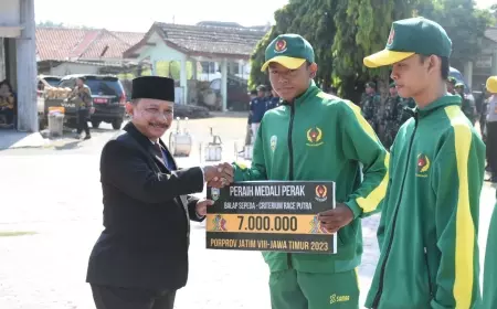 Atlet Peraih Medali Porprov Jatim VIII Mendapat Reward dari Bupati Situbondo