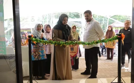 Jadi yang Pertama di Jawa Timur, Wali Kota Resmikan Galeri OPOP