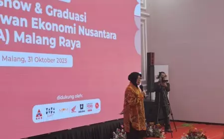 Datangi Roadshow dan Graduasi PENA Malang Raya, Mensos: PENA Graduasi 135 Penerima Bansos