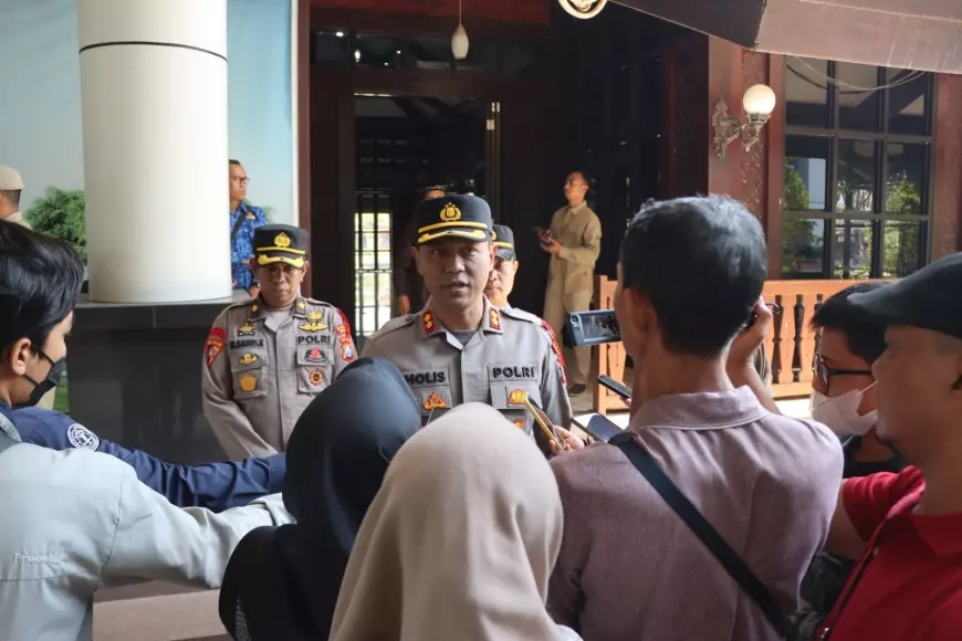 Ribuan Personel Gabungan TNI-Polri Siap Amankan 7.278 TPS di Kabupaten Malang.