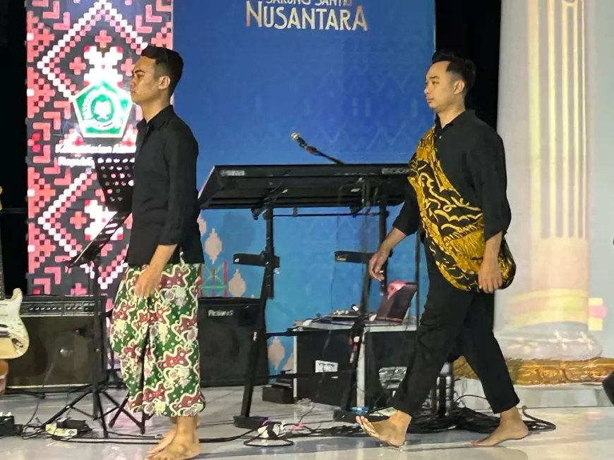 Peragaan Festival Sarung Nusantara, Bagian Tradisi Budaya yang Perlu Dilestarikan