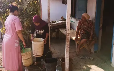 Punya Sumur Bor, Warga Jember Bantu Penuhi Kebutuhan Air Bersih di Desanya