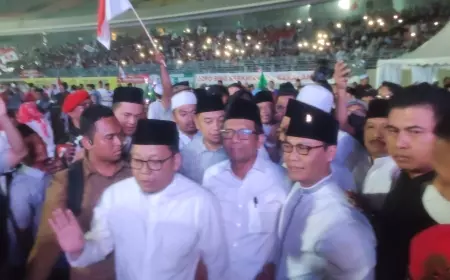 Ganjar Batal Hadir di Stadion Gejos Gresik, Puan Minta Maaf