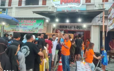 Grand Opening Bakso Pentel di Perum PPS, Warga Gresik Serbu Ribuan Porsi Gratis