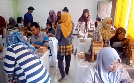 Tingkatkan Daya Saing, Pekerja Industri Rokok di Lumajang Mendapat Pelatihan Khusus Linting Rokok
