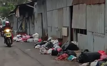 Pasar Relokasi Batu Jadi Lokasi Pembuangan Sampah