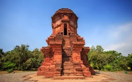Berkunjung ke Candi Jabung, Peninggalan Kerajaan Majapahit di Probolinggo yang Instagramable