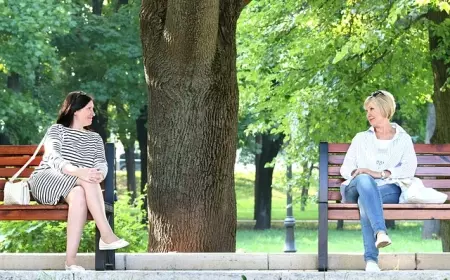 Interaksi atau Ngerumpi? Tips bagi Si Paling Gabut Tunggu Anak Sekolah