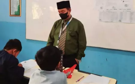 Guru Senior Muhammadiyah: Mengajar adalah Ibadah Berpahala