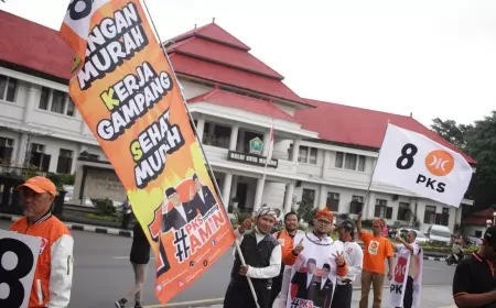 Hari Pertama Kampanye, DPD PKS Kota Malang Sebar Stiker dan Leaflet