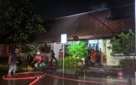 Lab Komputer SMPN 3 Probolinggo Jadi Amukan Si Jago Merah