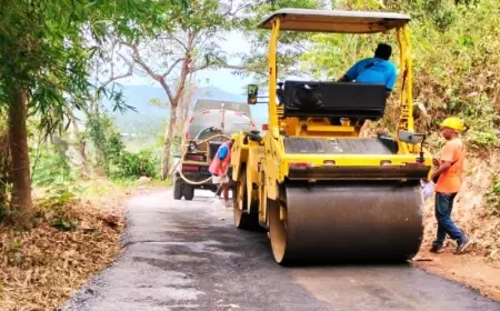 Akhirnya, PemkabJember Mulai Pembangunan Jalan ke Wisata Pantai Bandealiit  