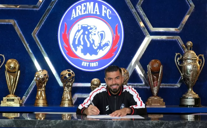 Arema FC Kenalkan Pemain Barunya, Julian Guevara