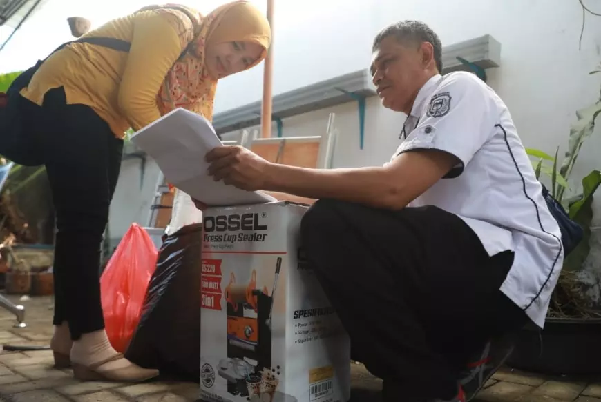 35 Orang KPM PKH Kota Madiun Terima Bantuan Alat Usaha